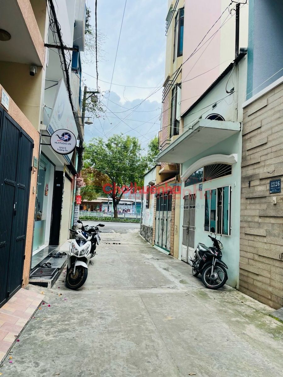 Cho thuê nhà Trường Sa, Phường 13, Quận Phú Nhuận - 4PN 5WC - Nhà Đẹp