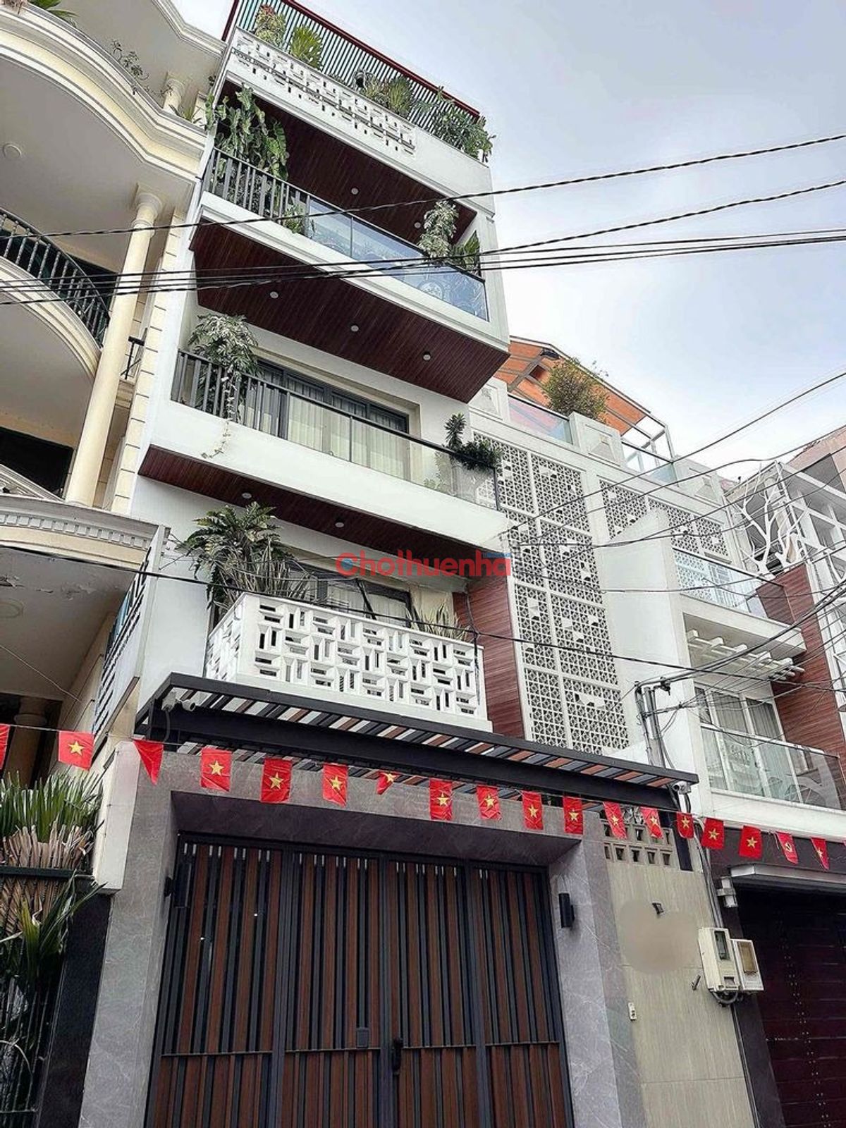 CHO THUÊ NHÀ MT KINH DOANH ĐƯỜNG LÊ VĂN SỸ VỊ TRÍ TRUNG TÂM QUẬN 3