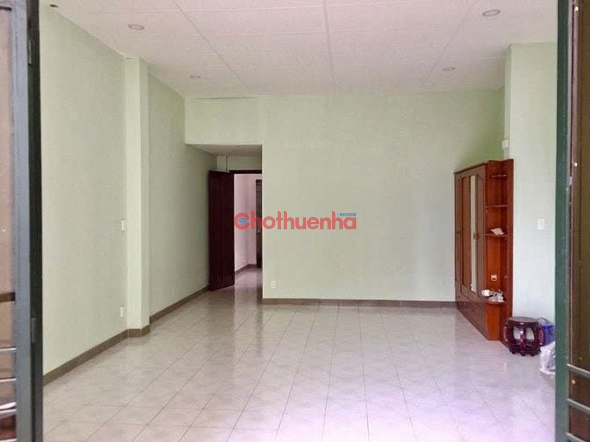 CHO THUÊ NHÀ NGUYÊN CĂN LÊ VĂN SỸ Q3 - NHÀ CÓ HẦM 3 LẦU - 3 CHIẾC XE HƠI TRONG NHÀ