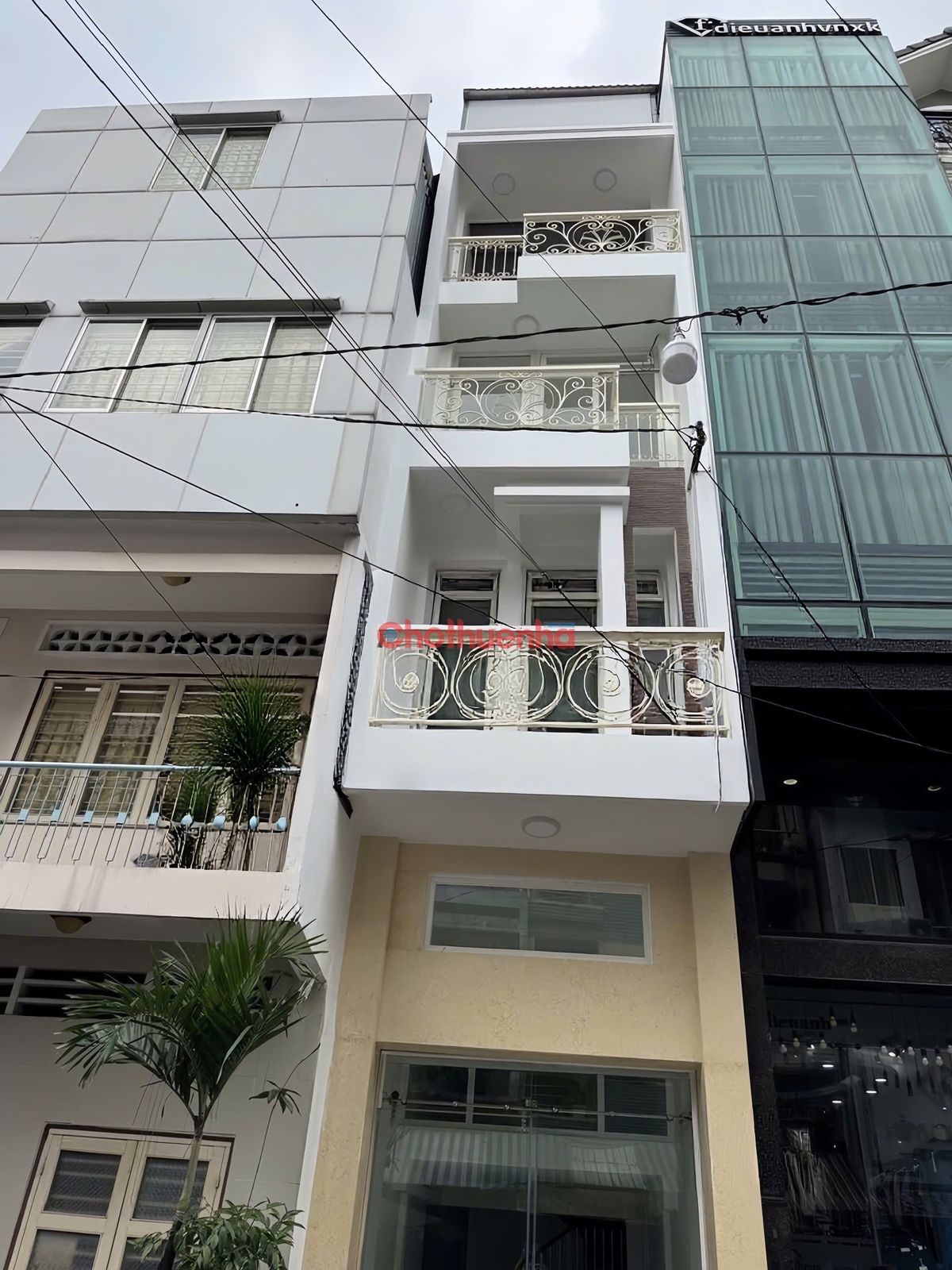 CHO THUÊ NHÀ NGUYÊN CĂN ĐƯỜNG NGUYỄN ĐÌNH CHIỂU , QUẬN 3 - TRỆT LỬNG 3 LẦU