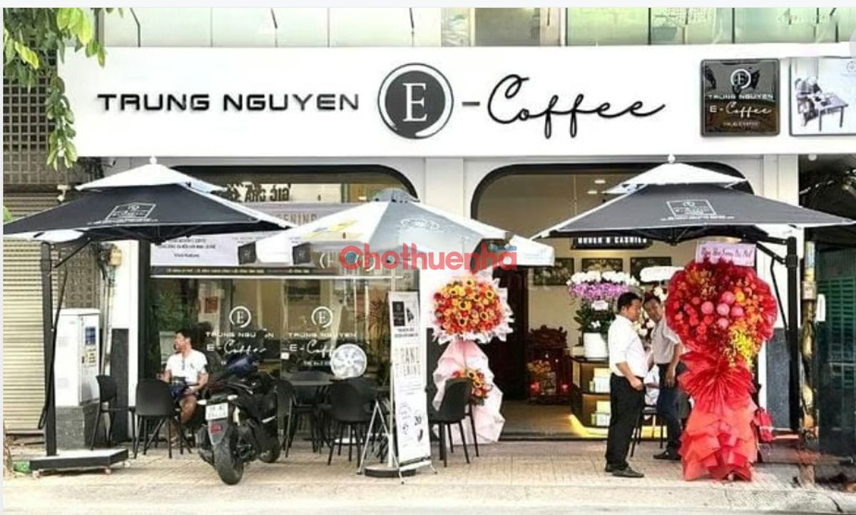 CHO THUÊ NHÀ MẶT TIỀN ĐƯỜNG NGUYỄN ĐÌNH CHIỂU QUẬN 3 - DT 8X8 TRỆT 4 LẦU