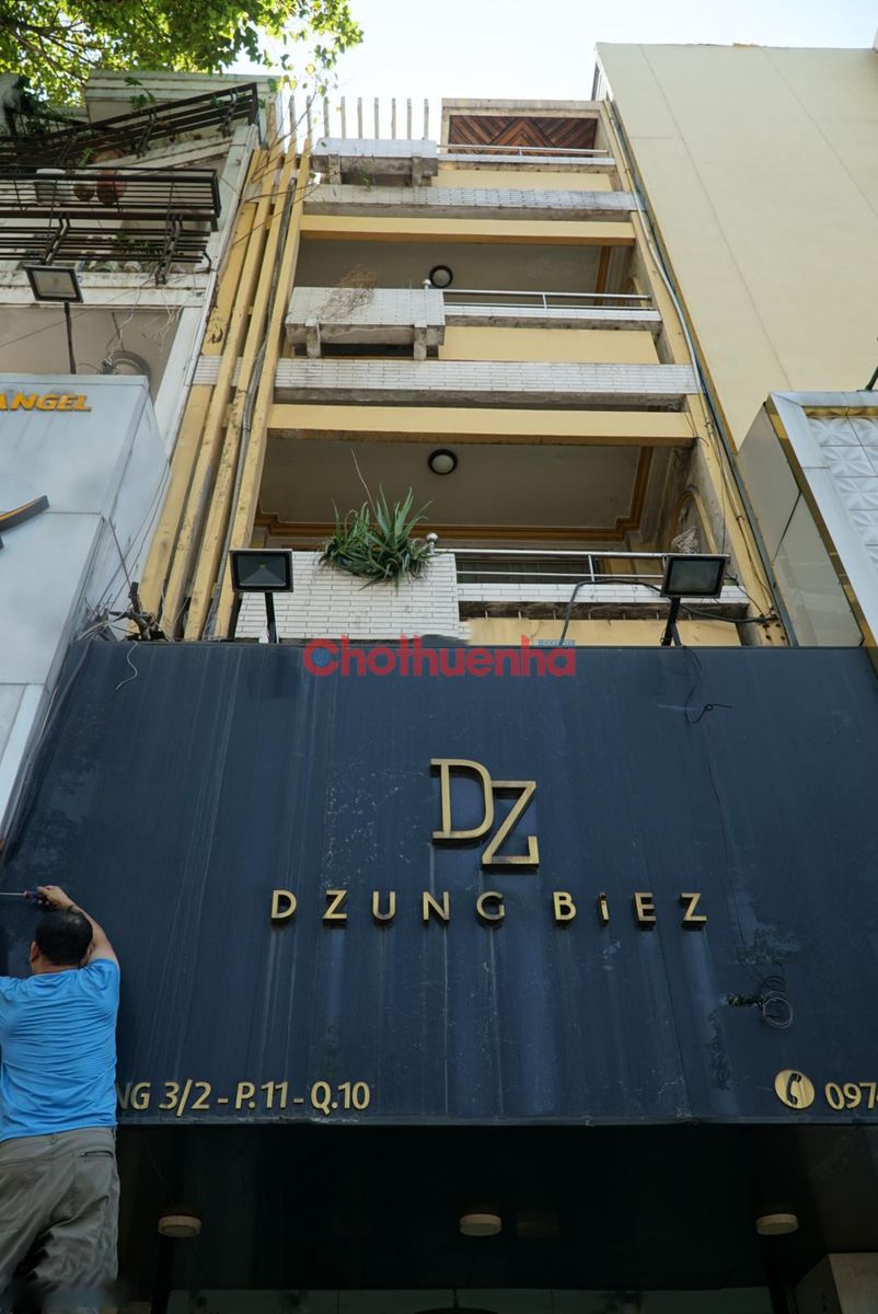 CHO THUÊ NHÀ MẶT TIỀN ĐƯỜNG 3/2 – P.11 (KHU VƯỜN LÀI), QUẬN 10 | DTST ~ 272m2