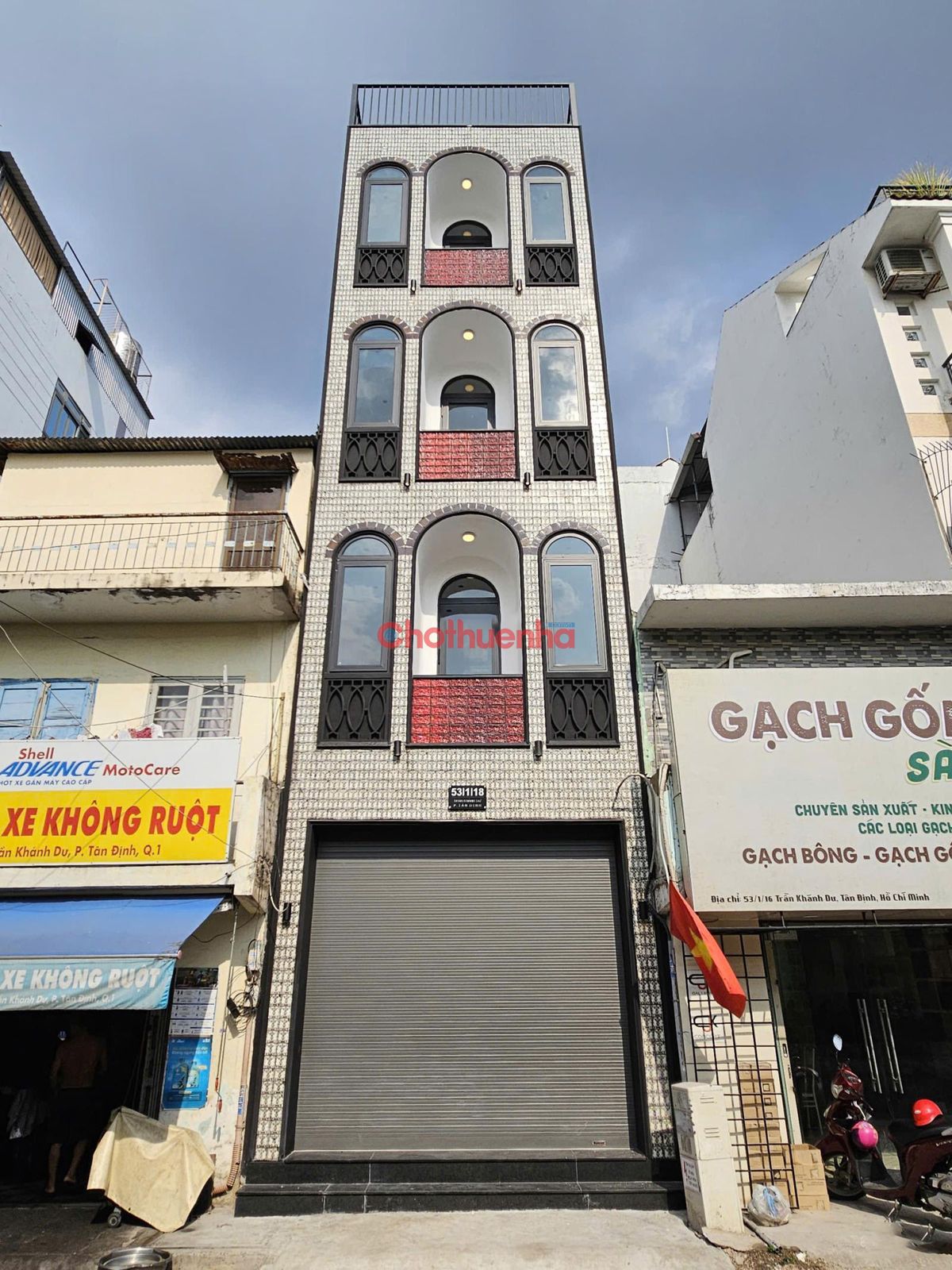 Cho thuê nhà mặt tiền Trần Khánh Dư, phường Tân Định, Quận 1. 