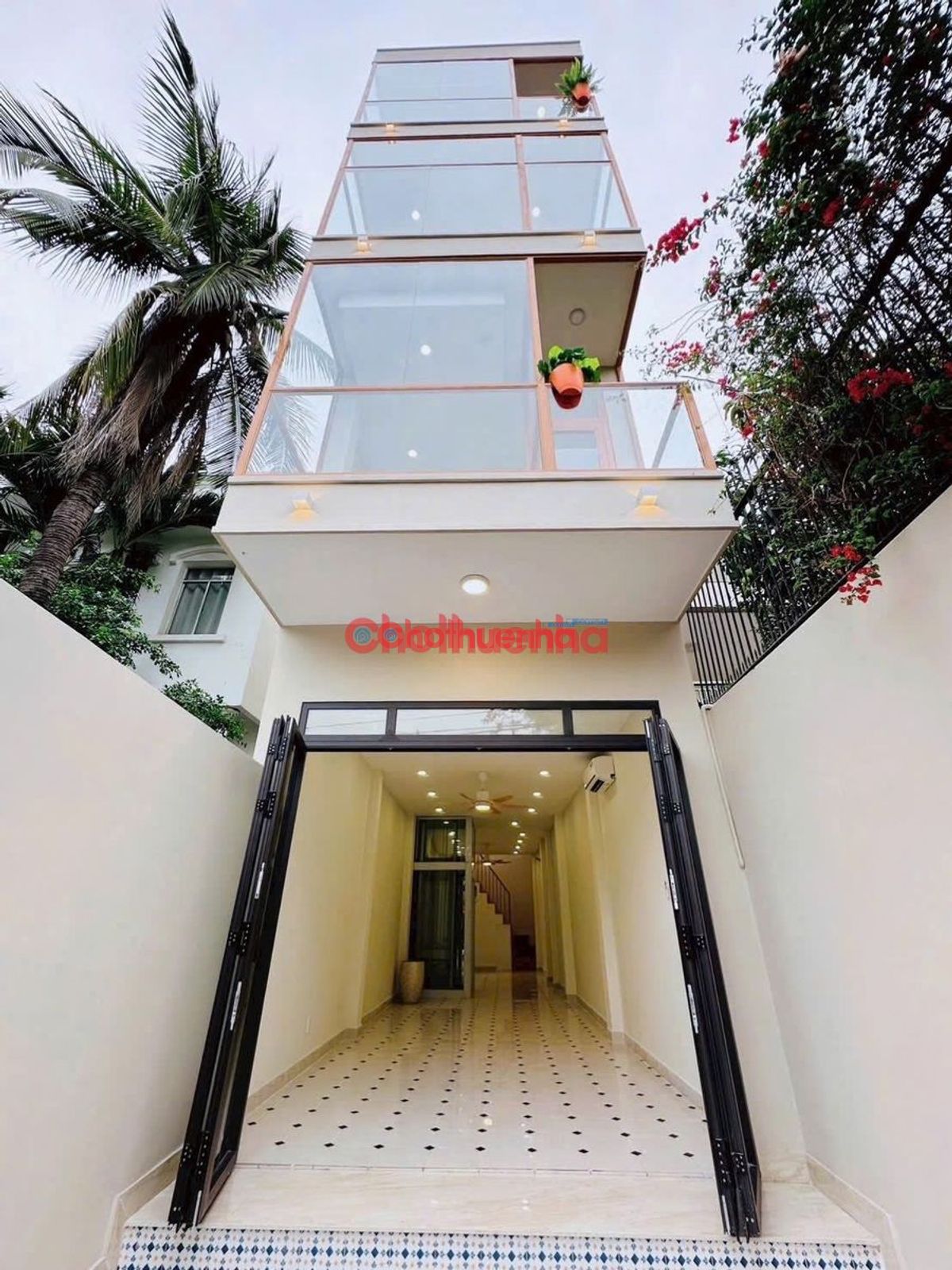 CHO THUÊ NHÀ MẶT TIỀN THẢO ĐIỀN QUẬN 2 CÓ THANG MÁY PHÙ HỢP SPA MASSAGE CỬA HÀNG DỊCH VỤ