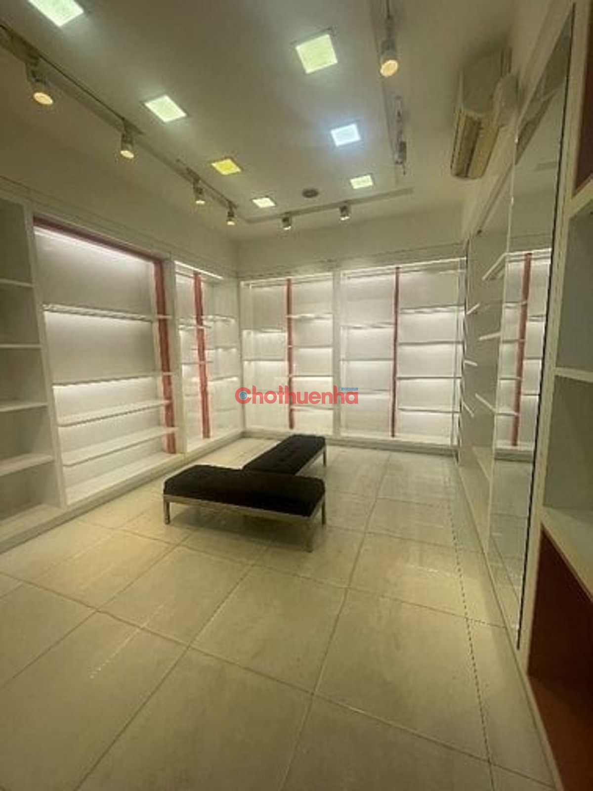 Cho thuê nhà mặt tiền đường Nguyễn Oanh DÀI 20M tiện kinh doanh 