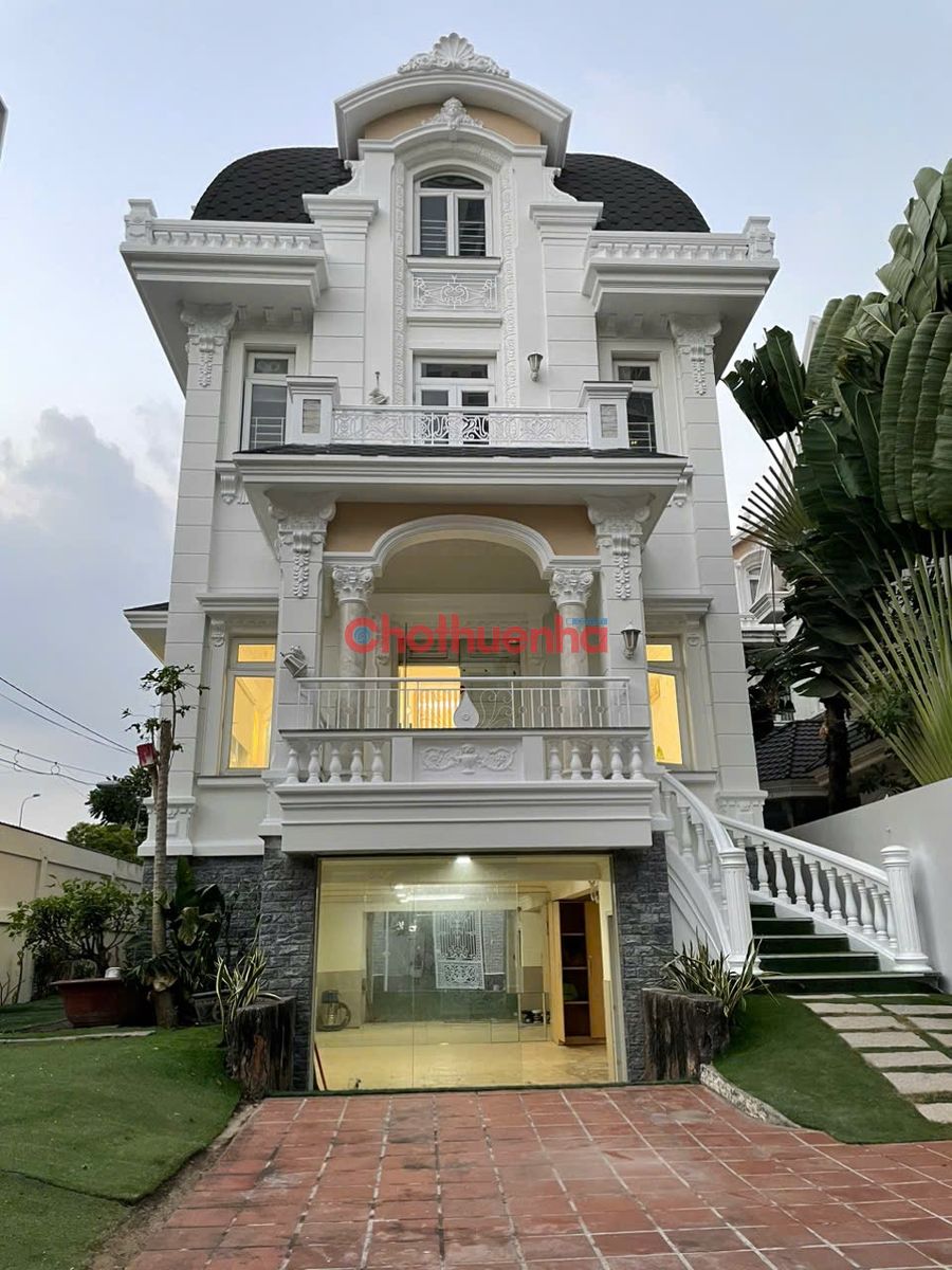 CHO THUÊ NHÀ GÓC 2 MẶT TIỀN 18A ĐƯỜNG 10, P. AN KHÁNH, Q2, DTSD 416m2