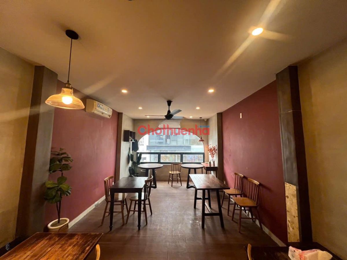 CHO THUÊ MẶT BẰNG LẦU 1 -2 MẶT TIỀN THẠCH THỊ THANH.SÀN SUỐT ĐẸP