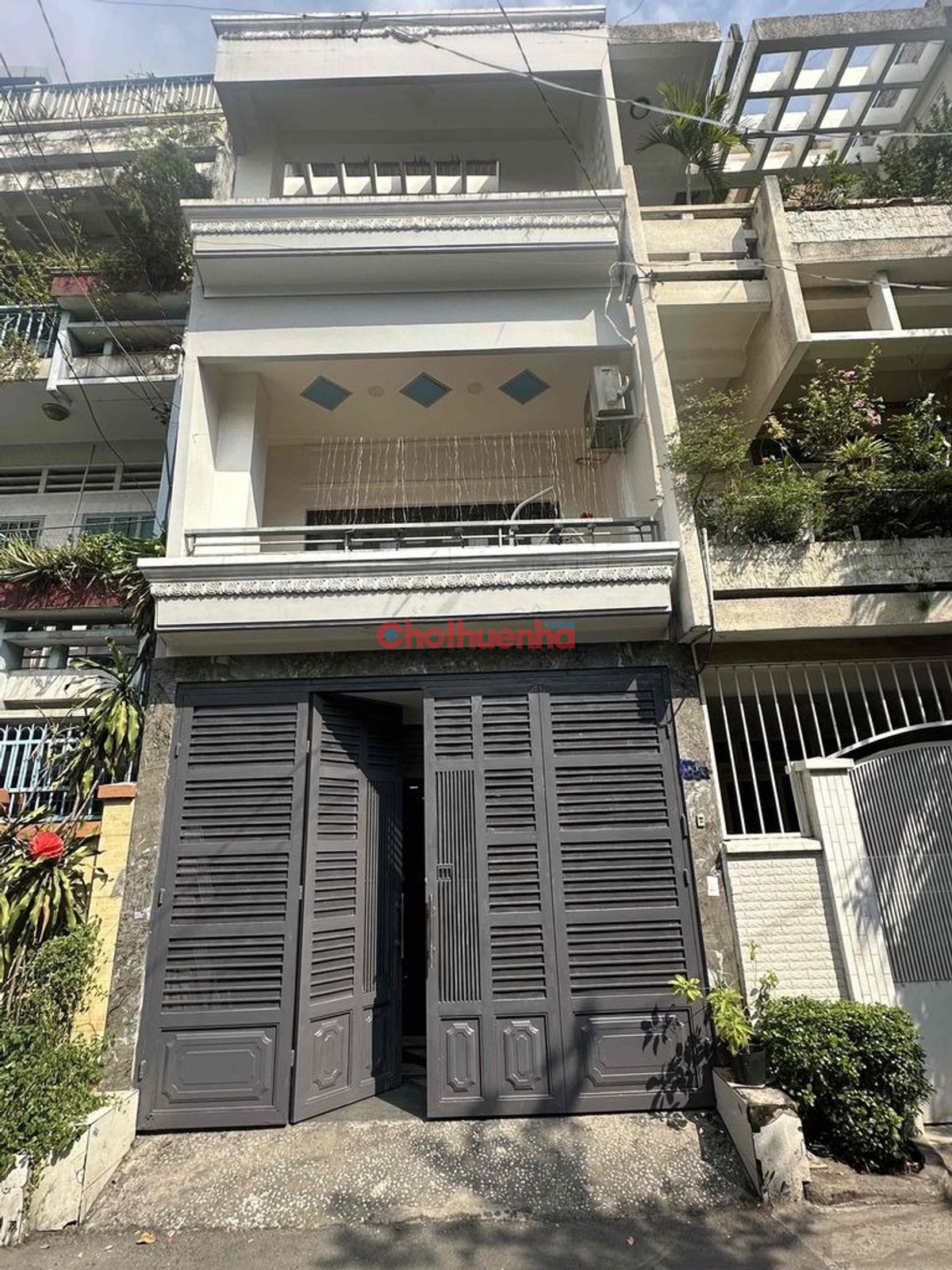 CHO THUÊ NHÀ HẺM XE HƠI – NGUYỄN XÍ, P.26, QUẬN BÌNH THẠNH.