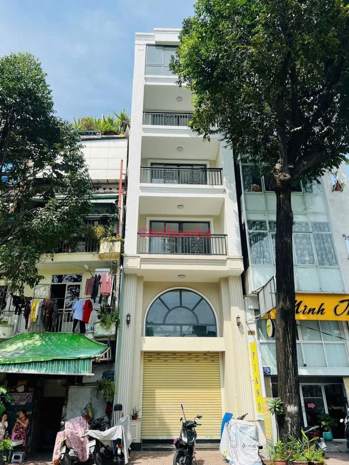 CHO THUÊ MẶT BẰNG ĐƯỜNG TRƯỜNG SA – PHƯỜNG 10, QUẬN 3 – TRỆT + LỬNG – CÓ THANG MÁY