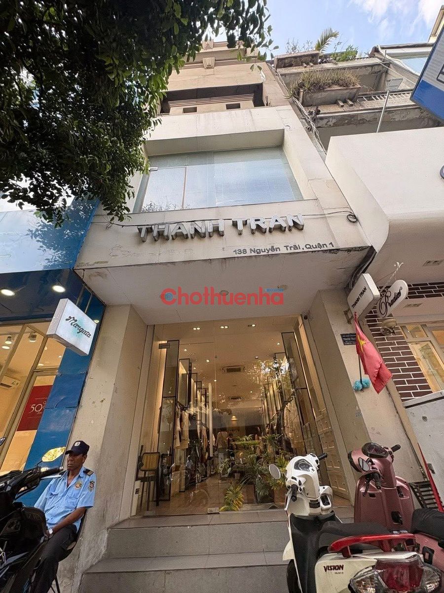CHO THUÊ NHÀ MẶT TIỀN NGUYỄN TRÃI, QUẬN 1 - KINH DOANH THỜI TRANG