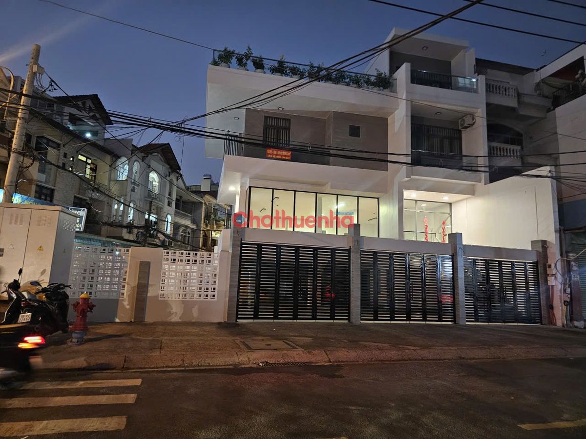 CHO THUÊ NHÀ MẶT TIỀN 31 CỬU LONG, PHƯỜNG 2, TÂN BÌNH , 15x20m 