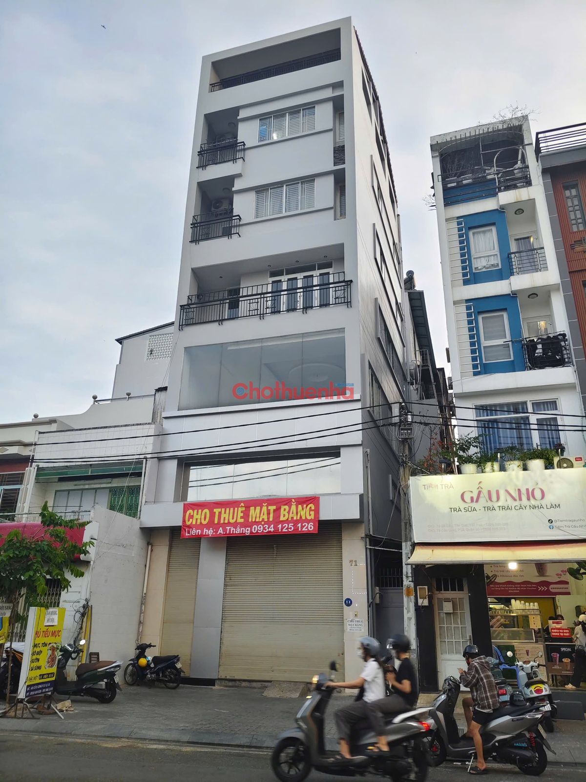 CHO THUÊ MẶT BẰNG MẶT TIỀN ĐƯỜNG CỬU LONG, QUẬN 10, DIỆN TÍCH HIẾM
