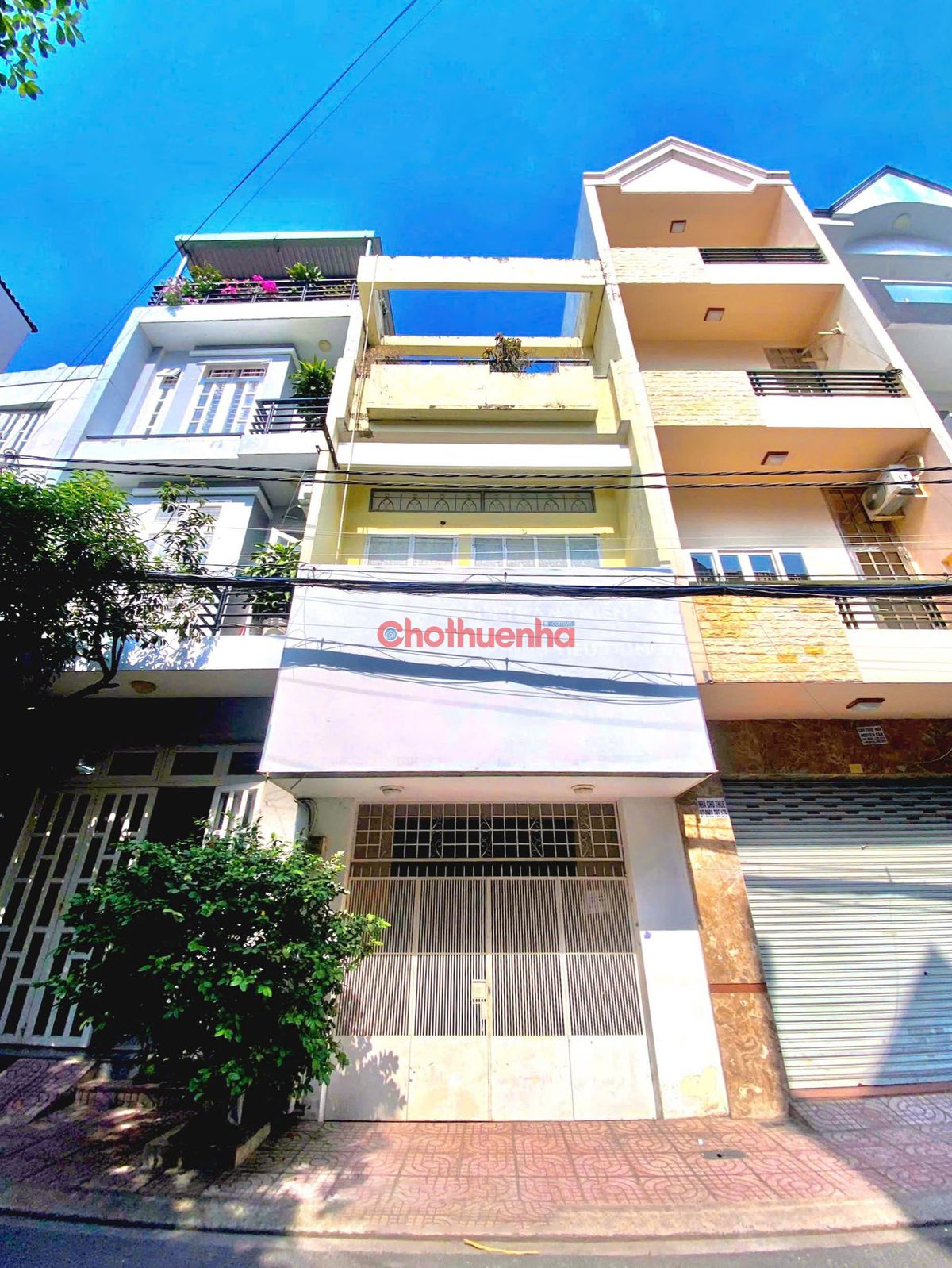 Cho thuê nhà đường Nguyễn Minh Hoàng, Quận Tân Bình - 4,2x16,5m