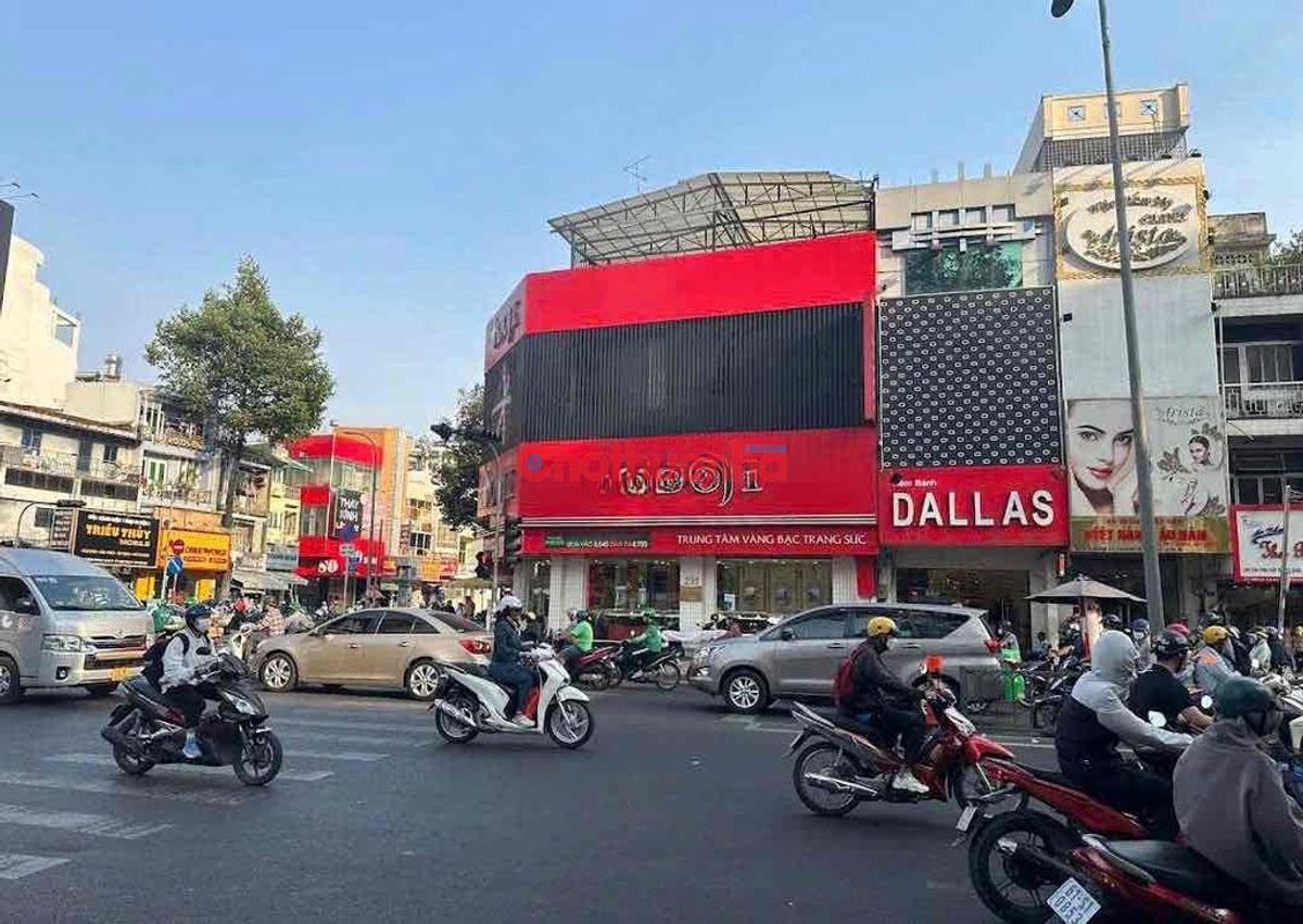 CHO THUÊ GÓC 2 MẶT TIỀN VÀNG 695C LÊ HỒNG PHONG và 3/2, QUẬN 10, 12x7m