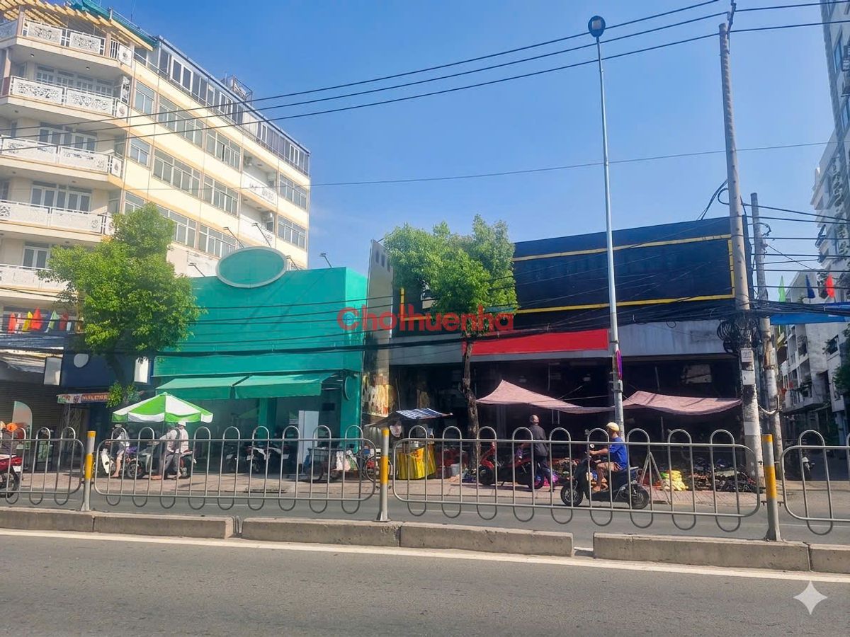 CHO THUÊ NHÀ MTKD NGANG 12M. DTSD 300M2 QUẬN BÌNH TÂN - SHOWROOM, SIÊU THỊ, FNB,...