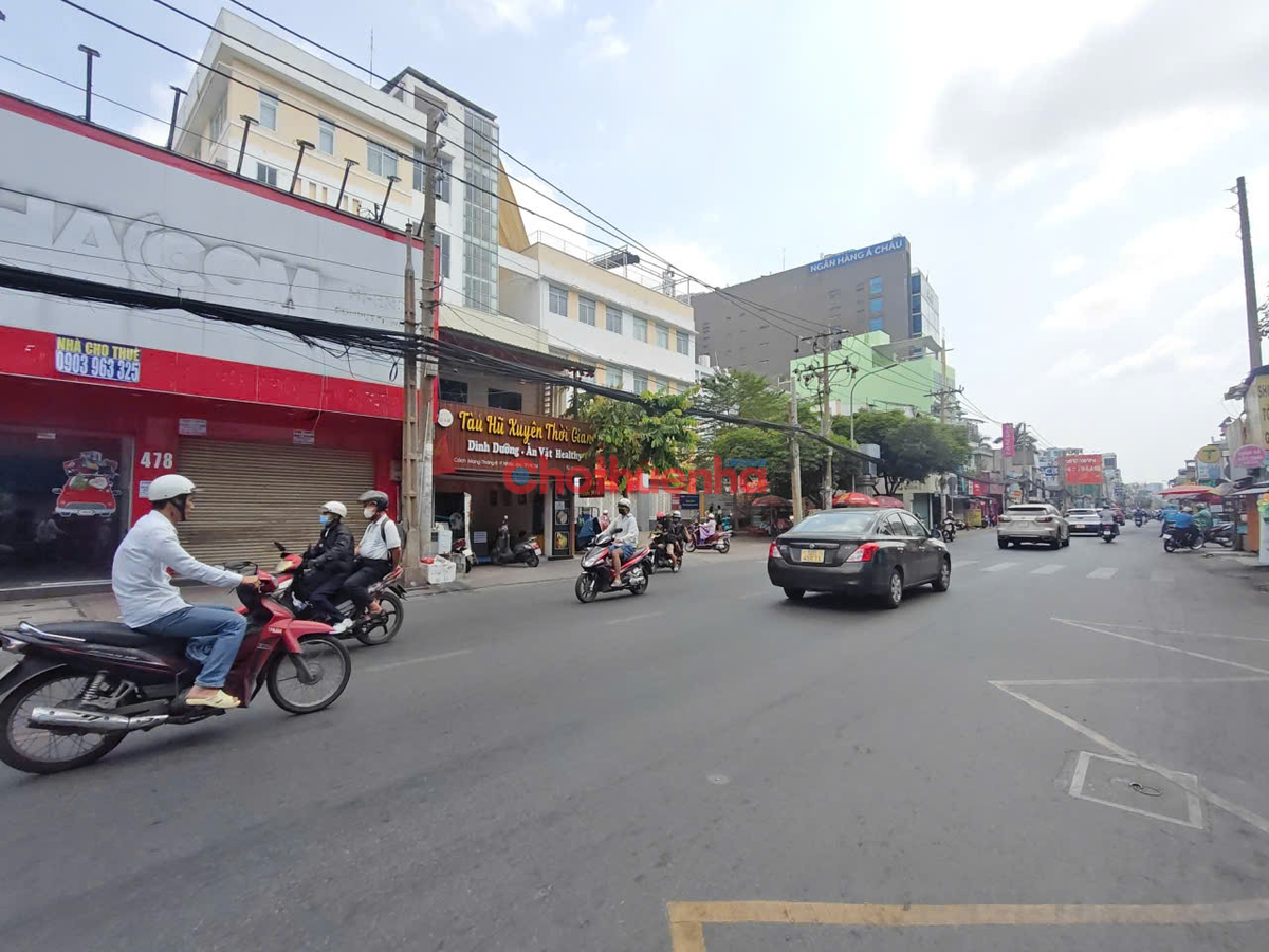 Cho Thuê Nhà Mặt Tiền Đường Cách Mạng Tháng Tám Quận 3. 150m2 sàn