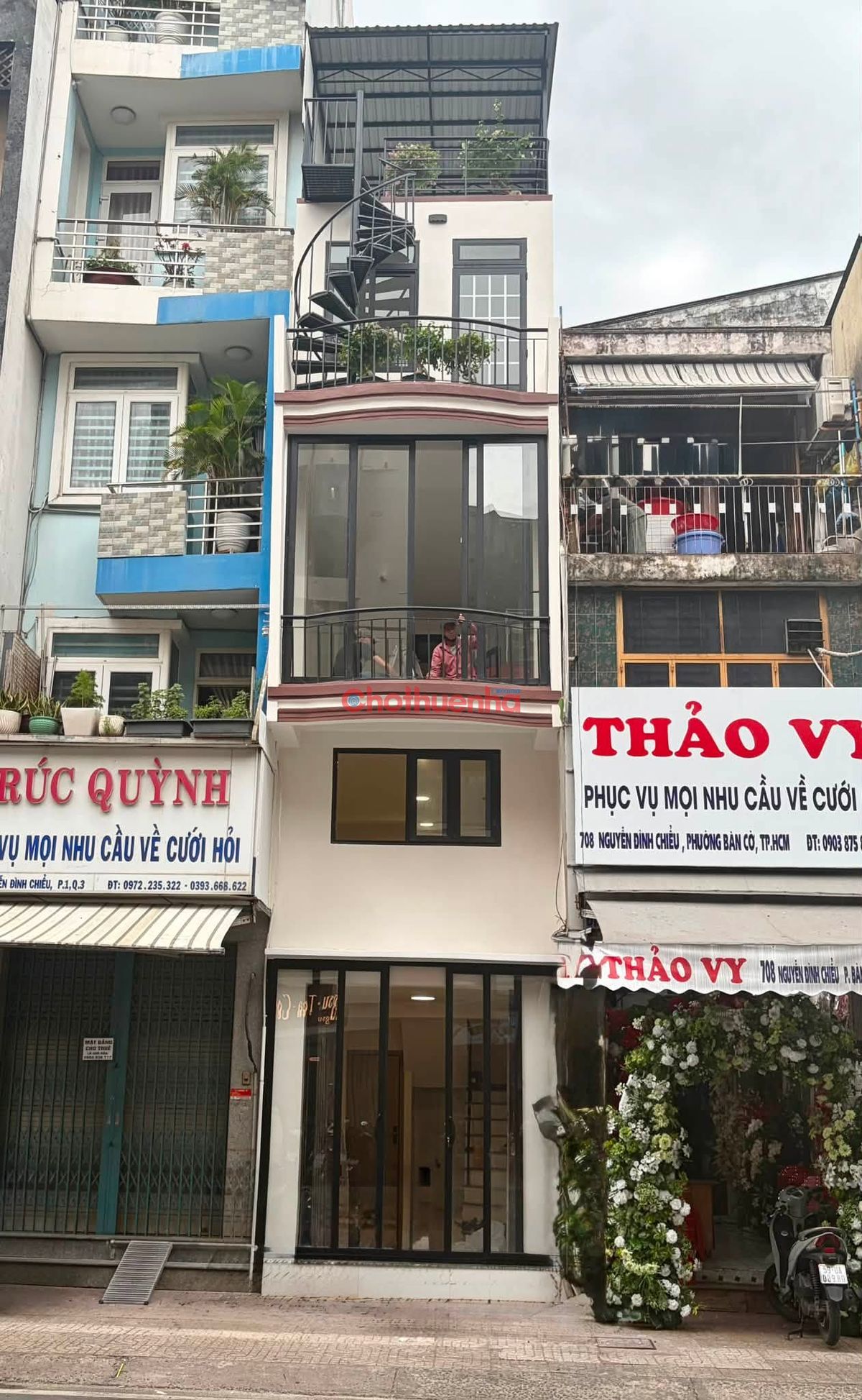 Cho thuê nhà nguyên căn tại mặt tiền đường Nguyễn Đình Chiểu -  trệt 3 lầu