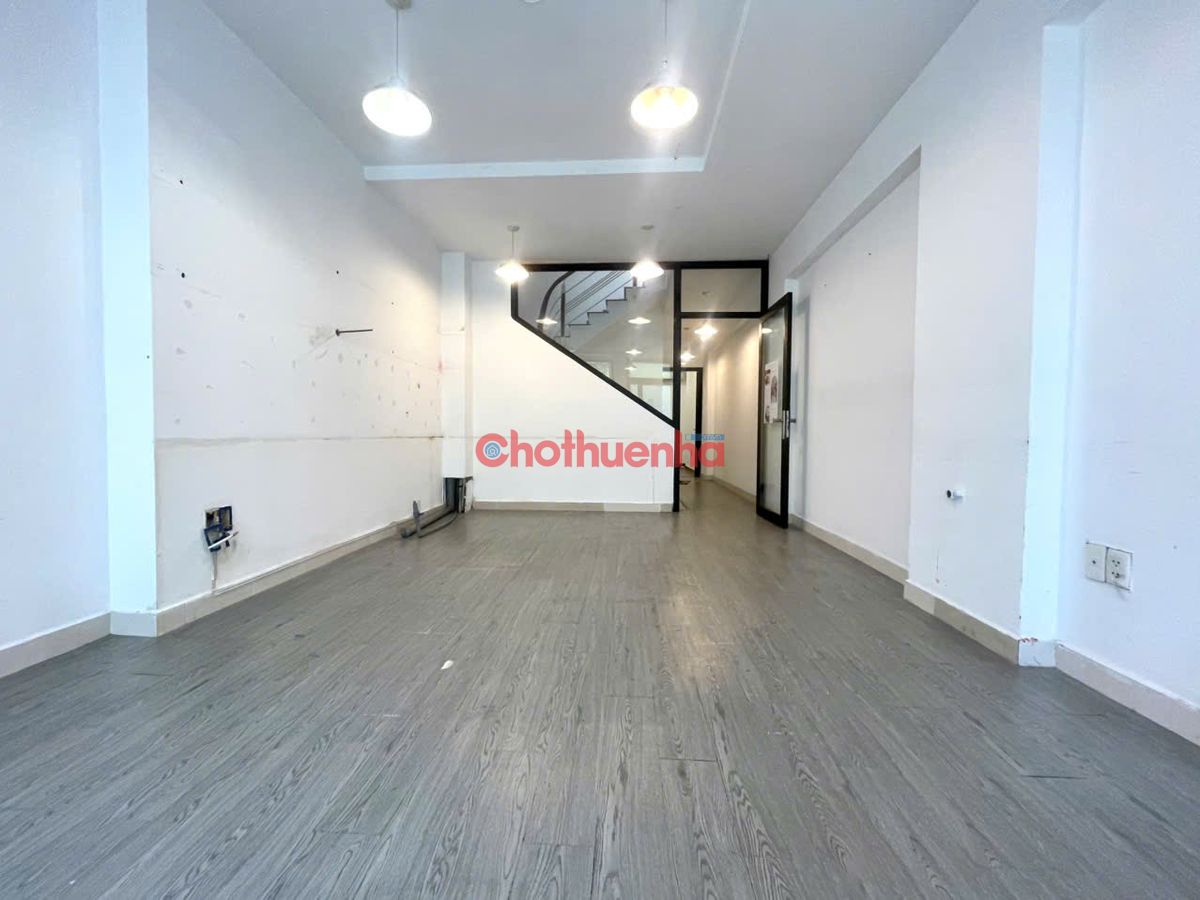 CHO THUÊ NHÀ MẶT TIỀN ĐƯỜNG HOA LAN, PHÚ  NHUẬN - KHU PHAN XÍCH LONG