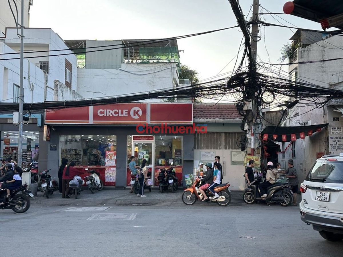 Cho Thuê Mặt Bằngngang 10m Đường Lê Lợi – ngay ĐH Công Nghiệp, siêu đông khách