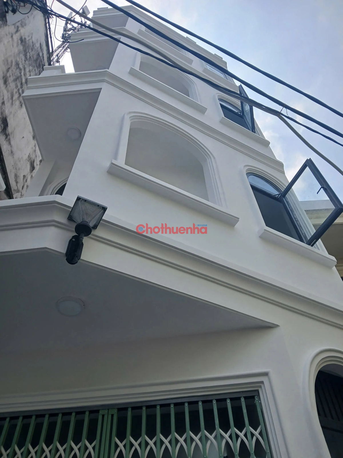 Cho thuê tòa CHDV mới đường Phan Tây Hồ, Quận Phú Nhuận.