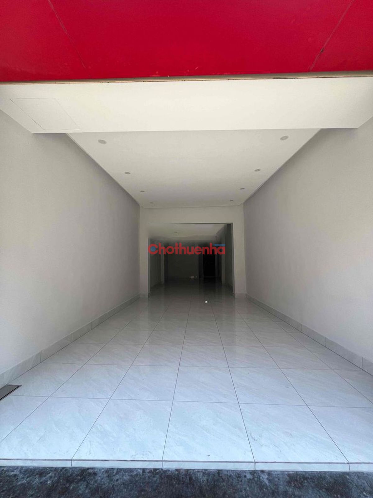 CHO THUÊ MẶT BẰNG MẶT TIỀN ĐƯỜNG TÔ HIẾN THÀNH, QUẬN 10