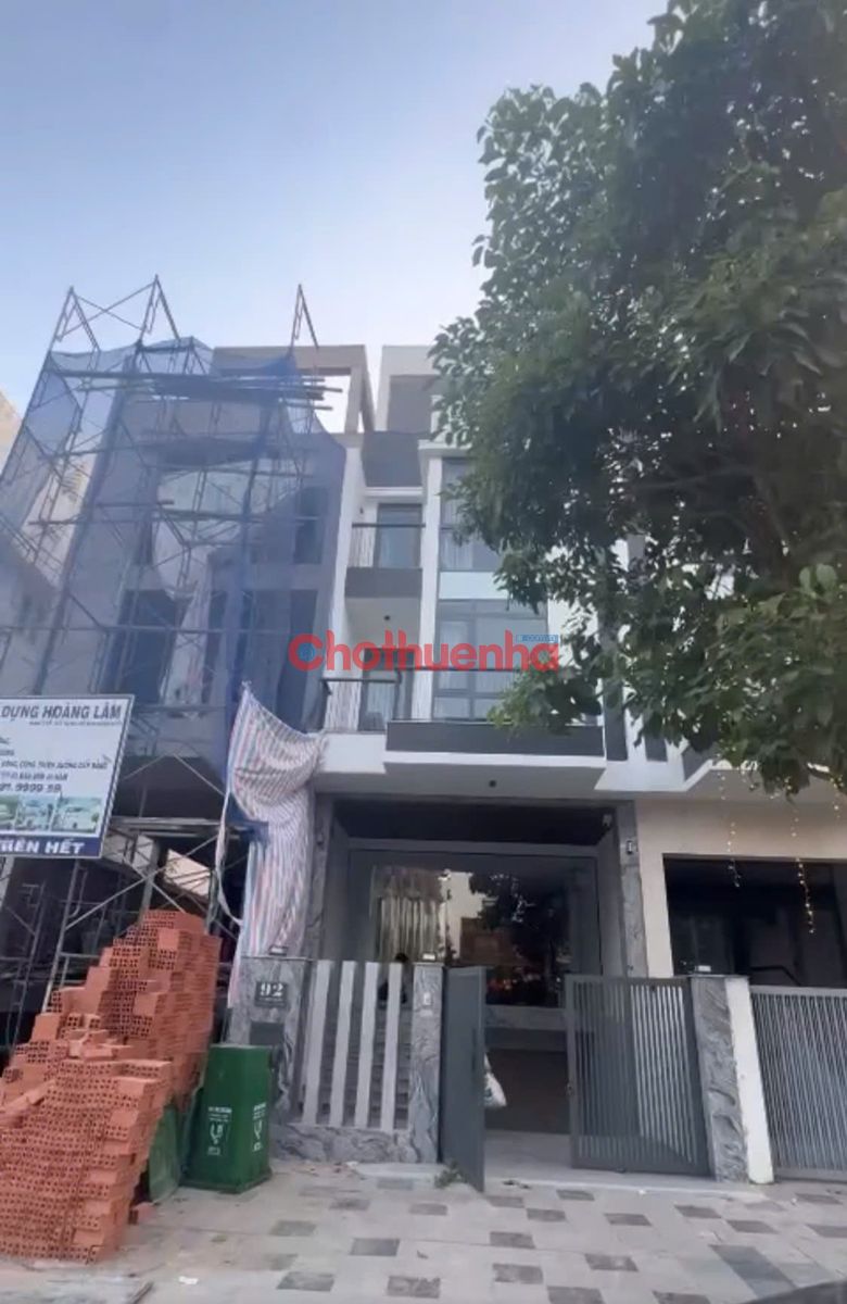Cho thuê nhà mặt tiền ngang 5m, 92 Đường Lê Hữu Kiều, Phường Bình Trưng Tây  Quận 2