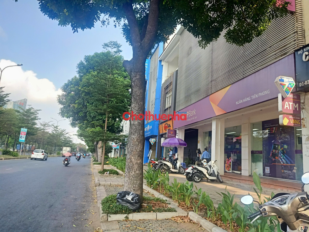 CHO THUÊ NHÀ MẶT TIỀN đường NGUYỄN VĂN LINH – PHƯỜNG TÂN PHONG – QUẬN 7. Nhà mới