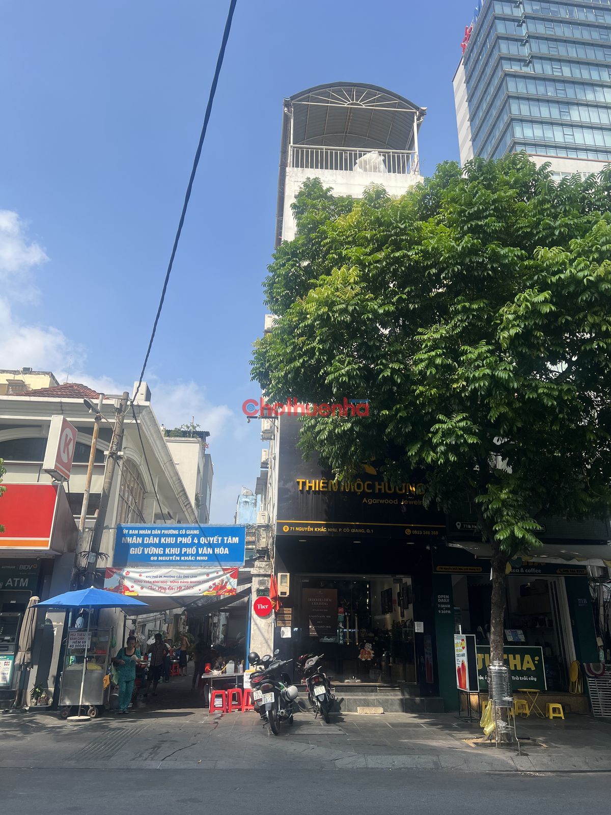 CHO THUÊ NHÀ MẶT TIỀN NGUYỄN KHẮC NHU Q1 - 3 LẦU SÂN THƯỢNG