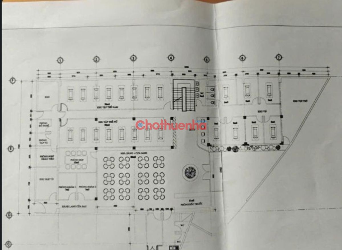 Cho thuê nhà với diện tích lớn ngay 2 mặt tiền Gò Cẩm Đệm và Lạc Long Quân,1000m2