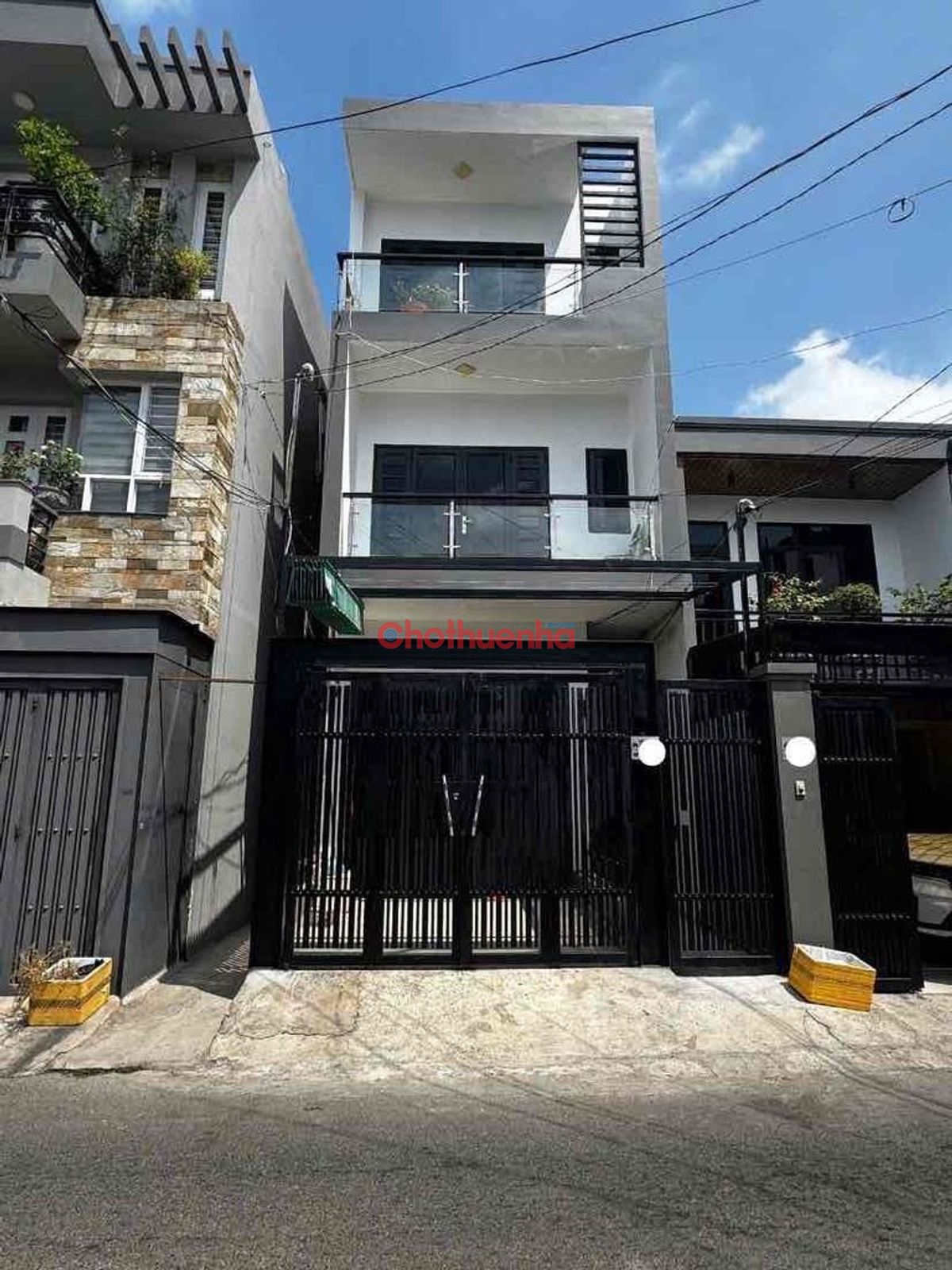 CHO THUÊ NHÀ NGUYÊN CĂN ĐƯỜNG NGUYỄN XÍ, BÌNH THẠNH, 4PN + 3WC