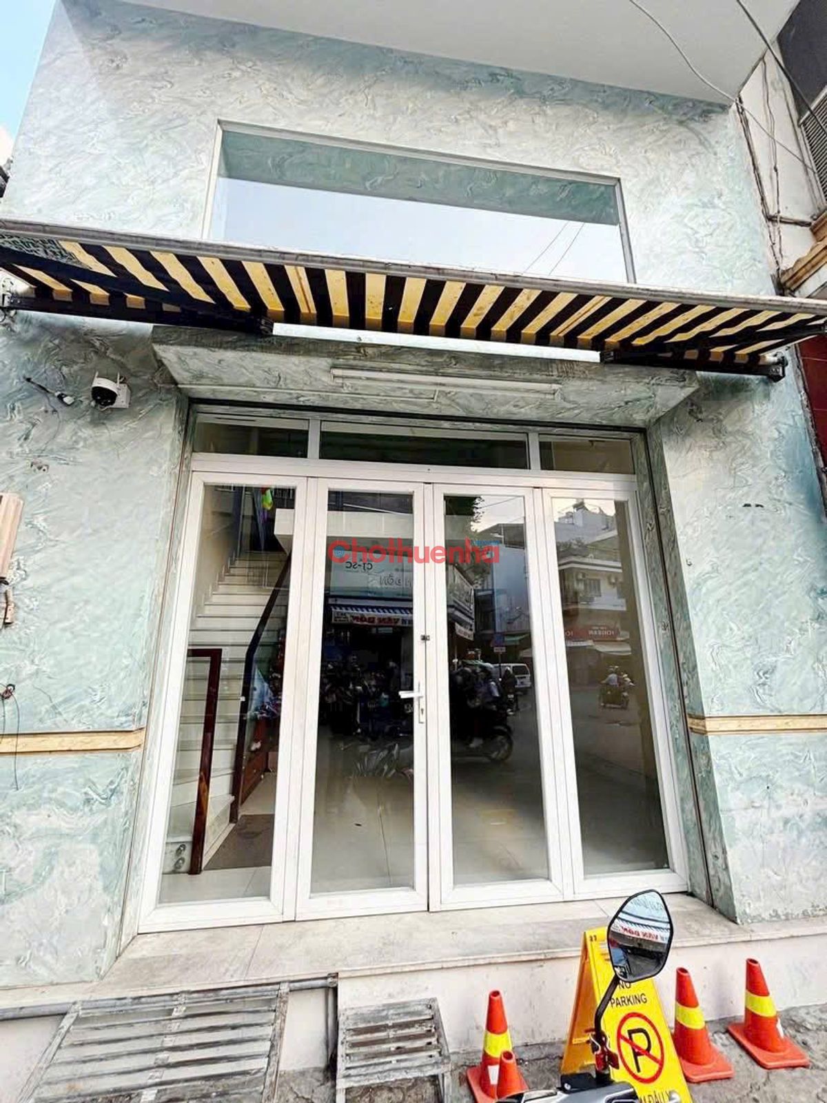 CHO THUÊ NHÀ NGUYÊN CĂN MỚI ĐẸP, ĐƯỜNG SỐ 11, QUẬN 4 - GIÁ 35TR