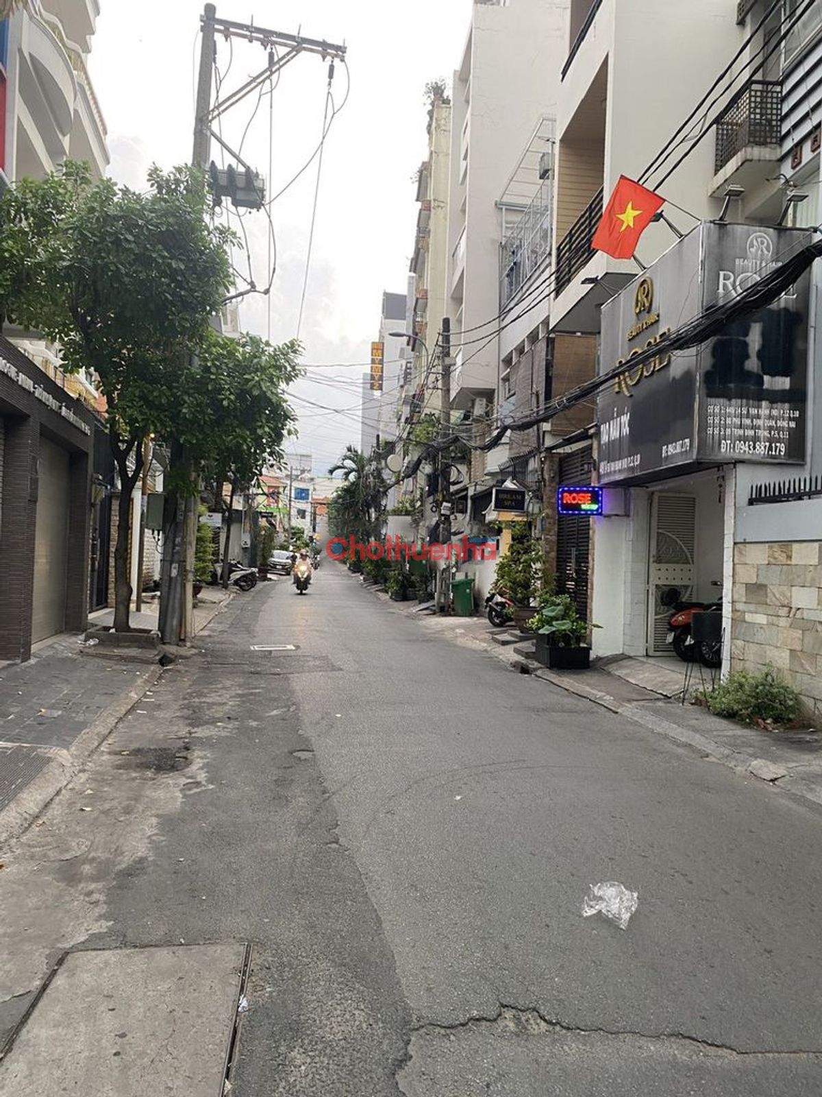 Cho thuê nhà nguyên căn hẻm xe hơi đường Sư Vạn Hạnh, Quận 10, vị trí đẹp ngay trung tâm 