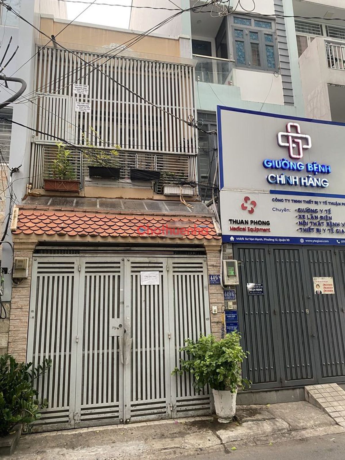 Cho thuê nhà nguyên căn hẻm xe hơi đường Sư Vạn Hạnh, Quận 10, vị trí đẹp ngay trung tâm