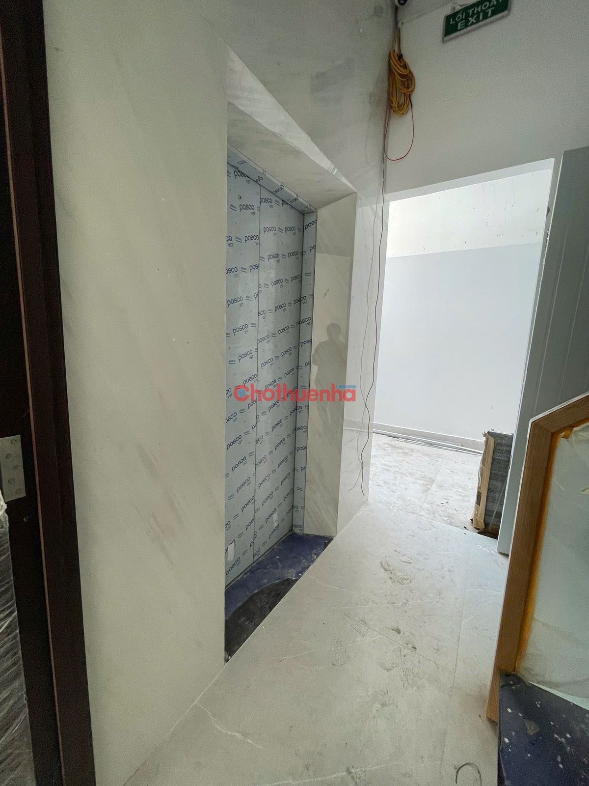 CHO THUÊ TÒA NHÀ GÓC 2 MẶT TIỀN ĐƯỜNG NƠ TRANG LONG BÌNH THẠNH - 7 TẦNG - DIỆN TÍCH KHỦNG