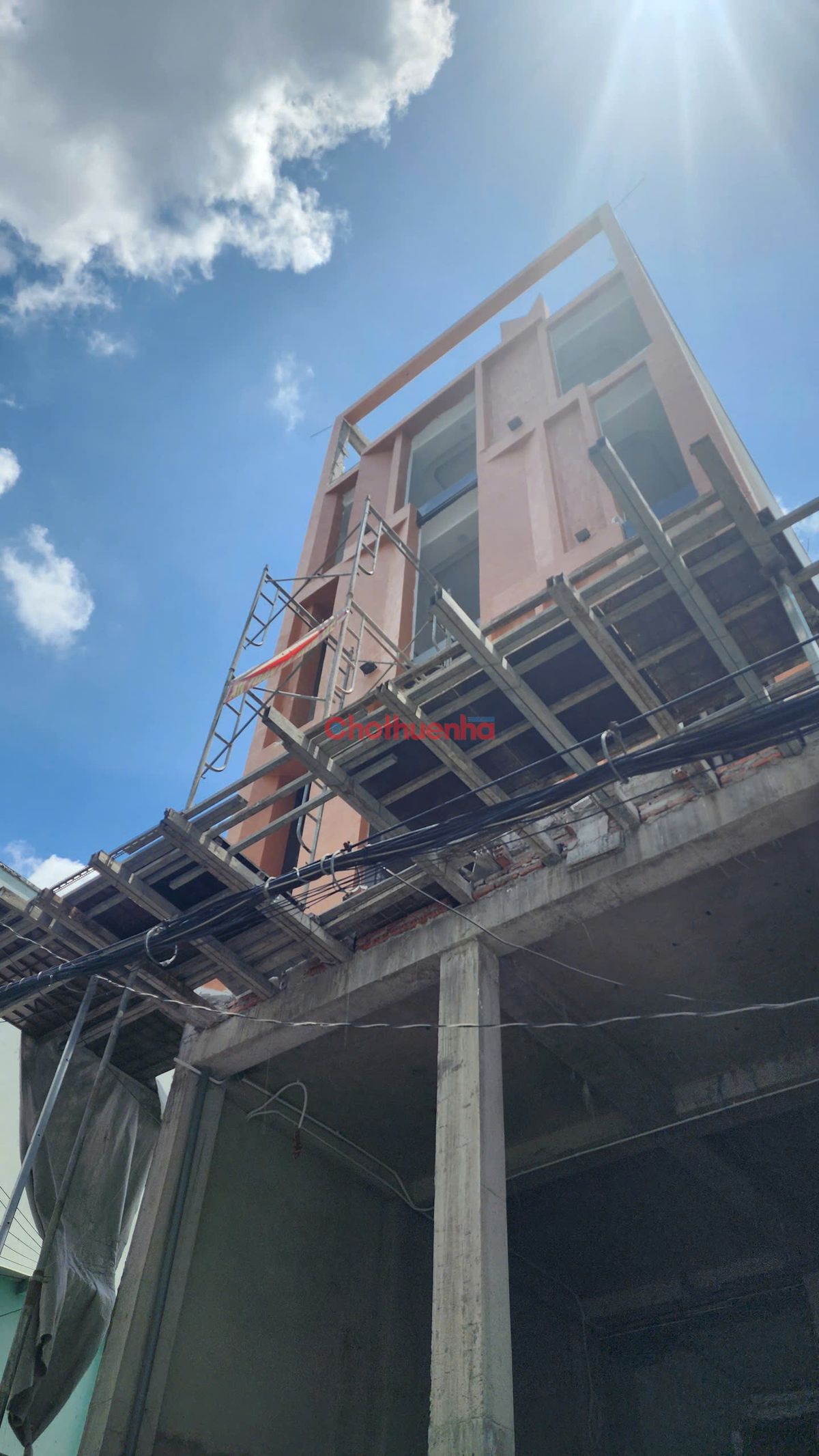 CHO THUÊ TÒA NHÀ MỚI XÂY TRUNG TÂM QUẬN GÒ VẤP 