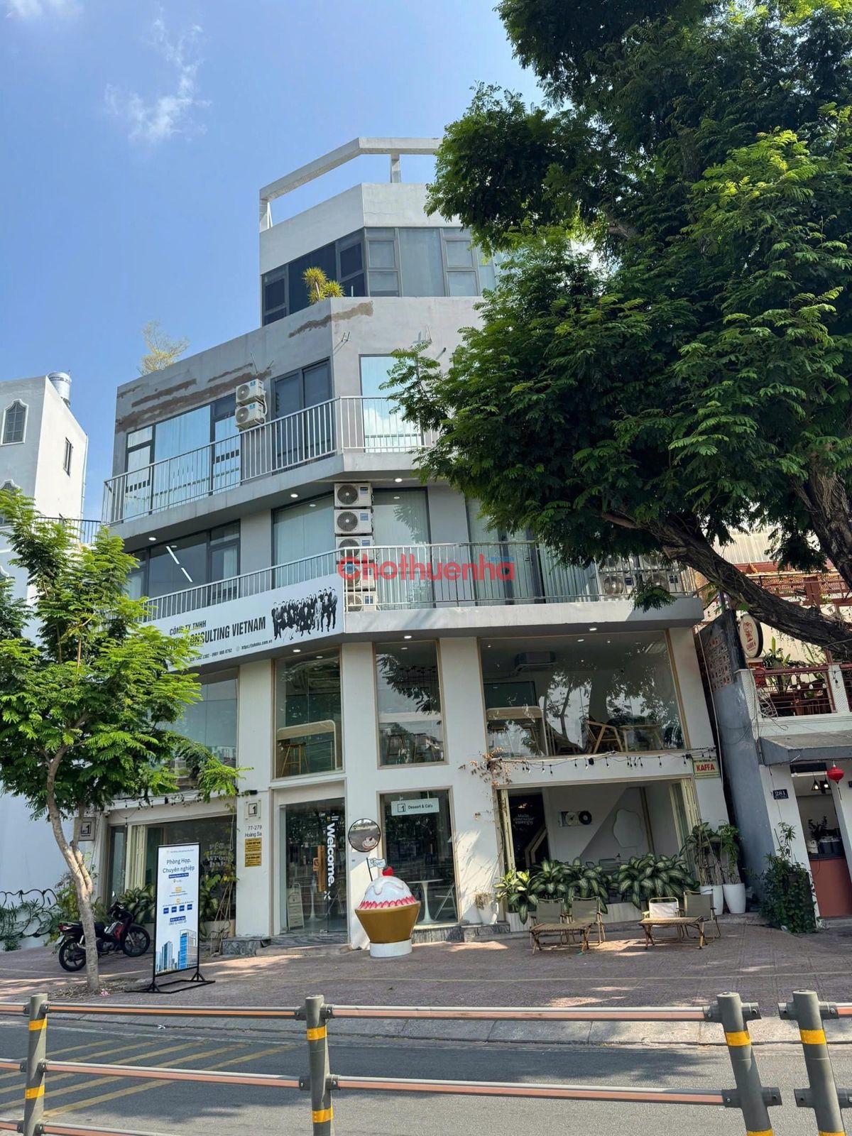 Cho thuê mặt bằng đẹp tại đường Hoàng Sa, Phường Tân Định, Quận 1