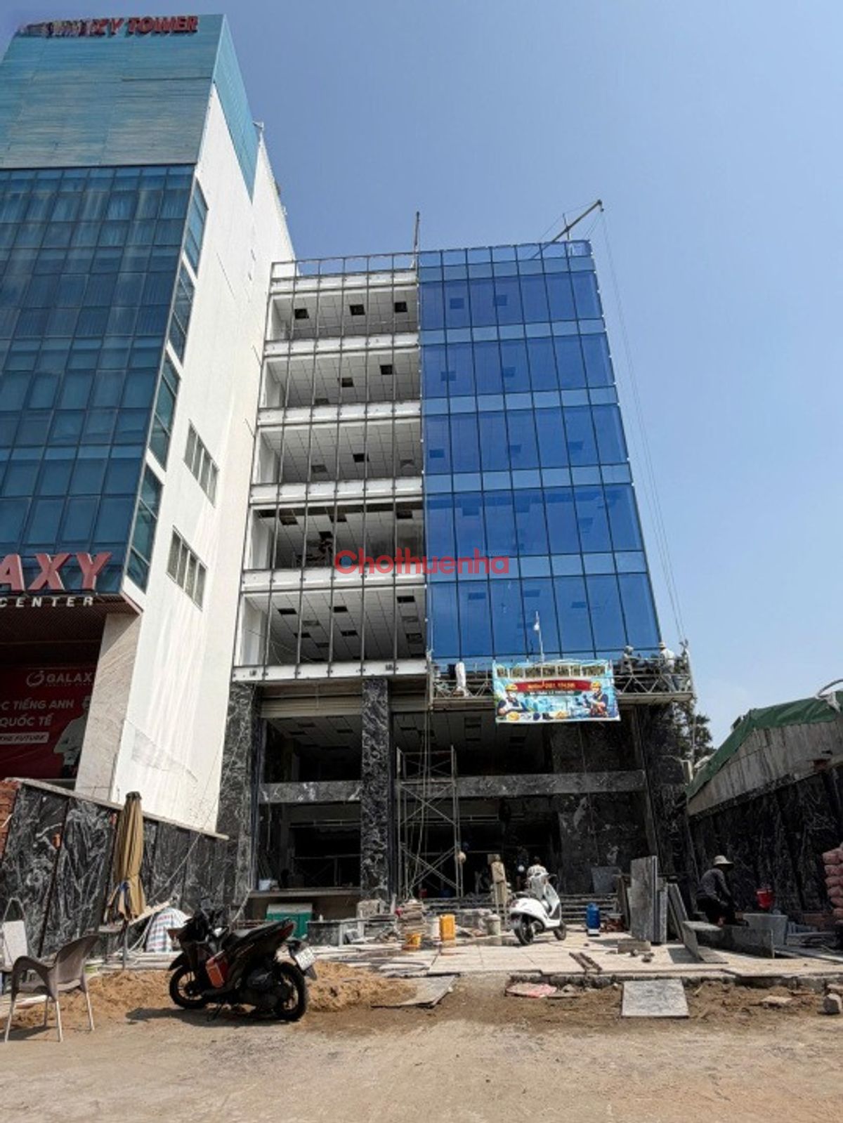 CHO THUÊ TÒA NHÀ NGUYỄN DUY TRINH QUẬN 2 2300M2 SÀN HẦM 7 TẦNG