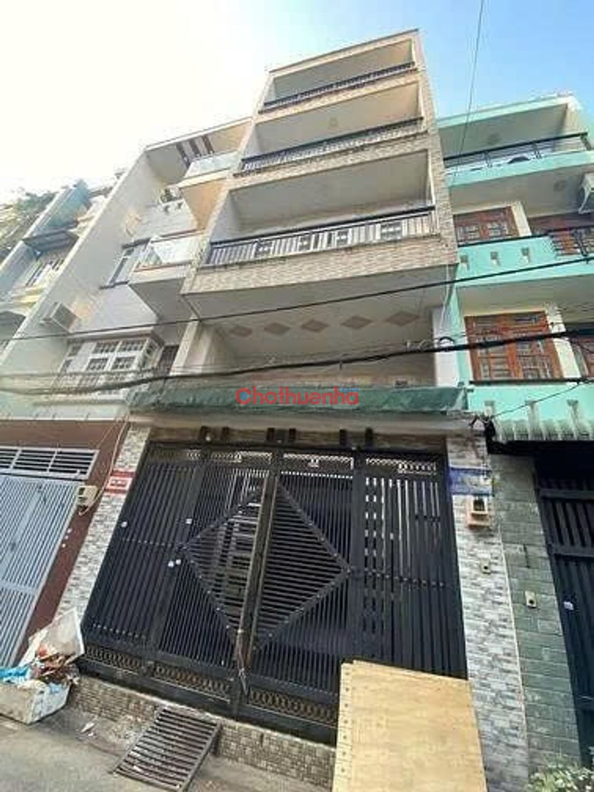CHO THUÊ NHÀ 4 TẦNG TÂN SƠN, TÂN BÌNH – 12–16 PHÒNG, KHAI THÁC CHDV