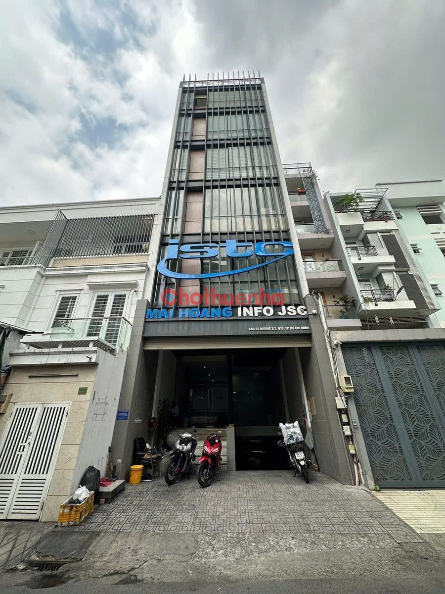 Cho thuê toà nhà hẻm 666 đường Ba Tháng Hai, P.14, Q.10, 6x25m