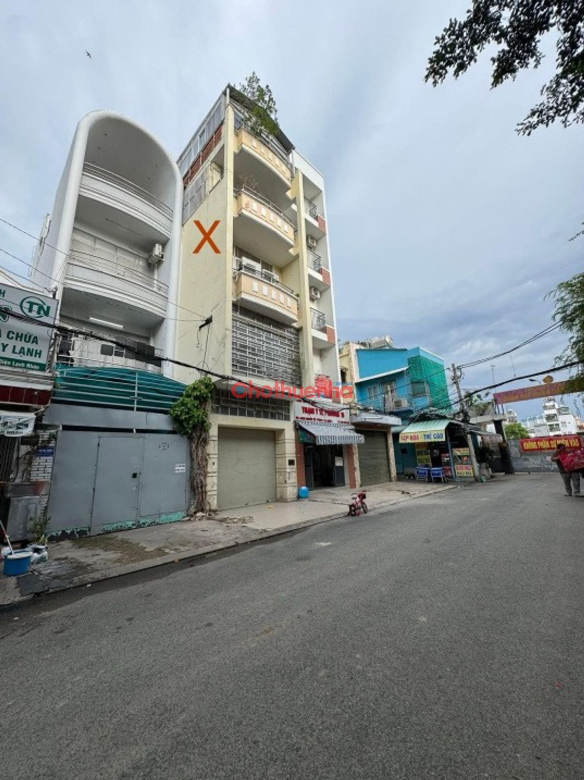 Cho thuê nhà nguyên căn tại đường Nguyễn Tất Thành, Phường 18, Quận 4, diện tích 4x20m