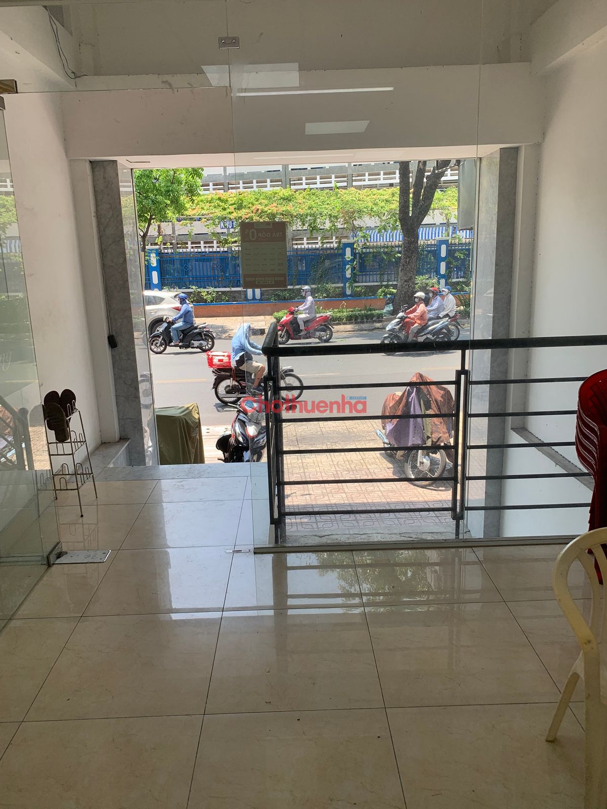 CHO THUÊ NHÀ MT LÝ CHÍNH THẮNG, Q.3 – CÓ HẦM, THANG MÁY, VỊ TRÍ ĐẸP