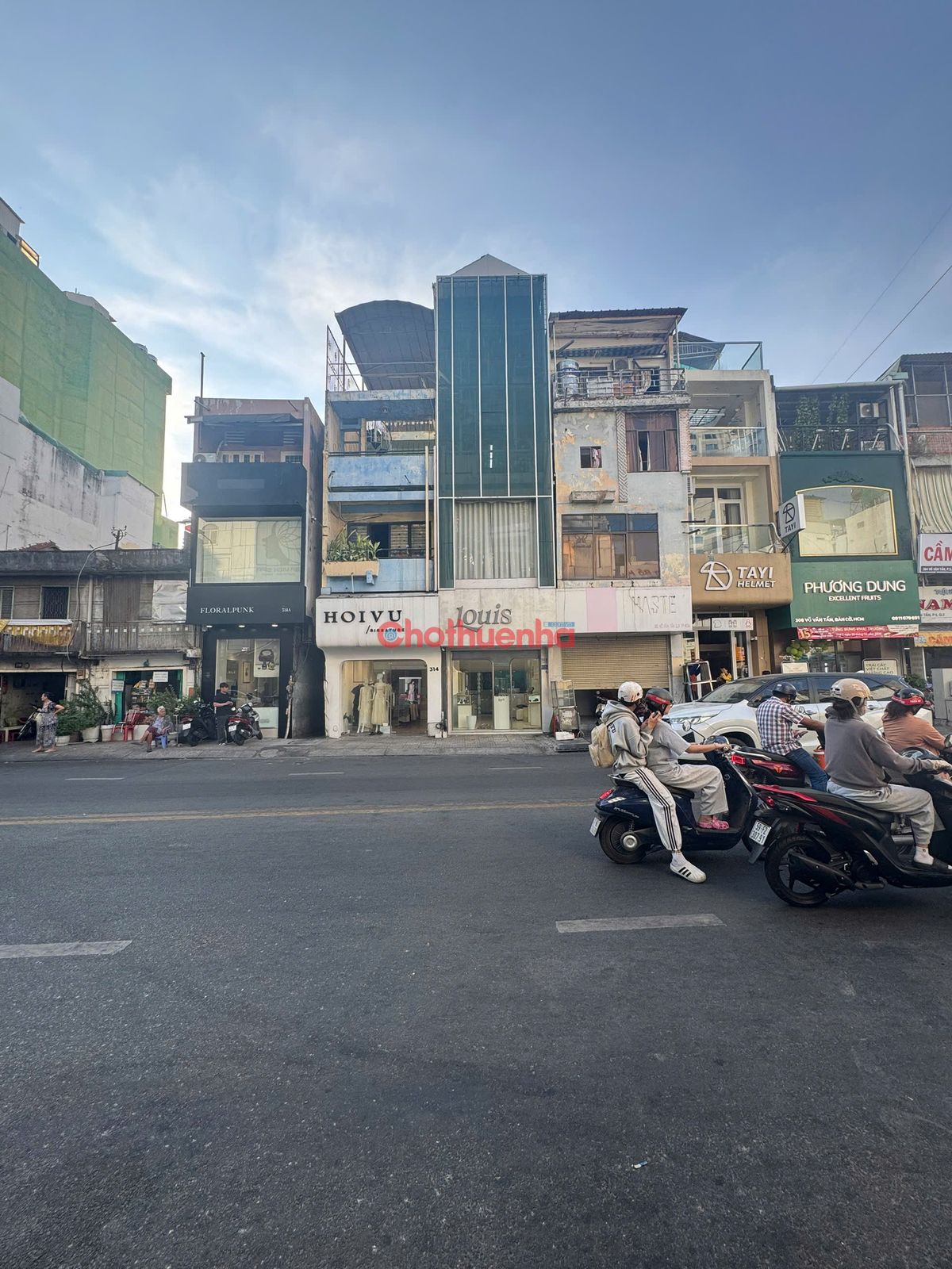 CHO THUÊ NHÀ MẶT TIỀN VÕ VĂN TẦN, PHƯỜNG 5, QUẬN 3