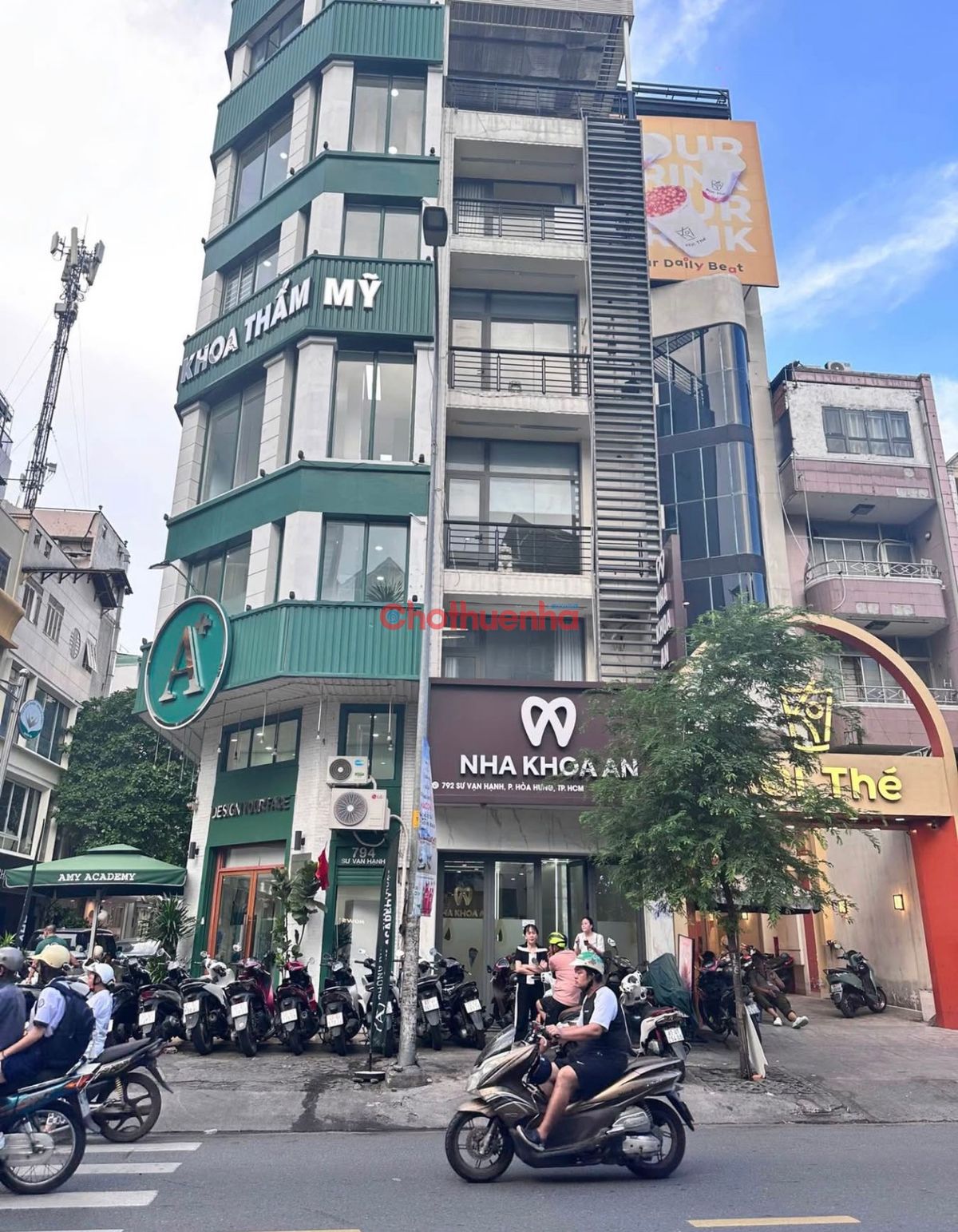 CHO THUÊ TÒA NHÀ MẶT TIỀN SƯ VẠN HẠNH QUẬN 10 GẦN VẠN HẠNH MALL CÓ THANG MÁY