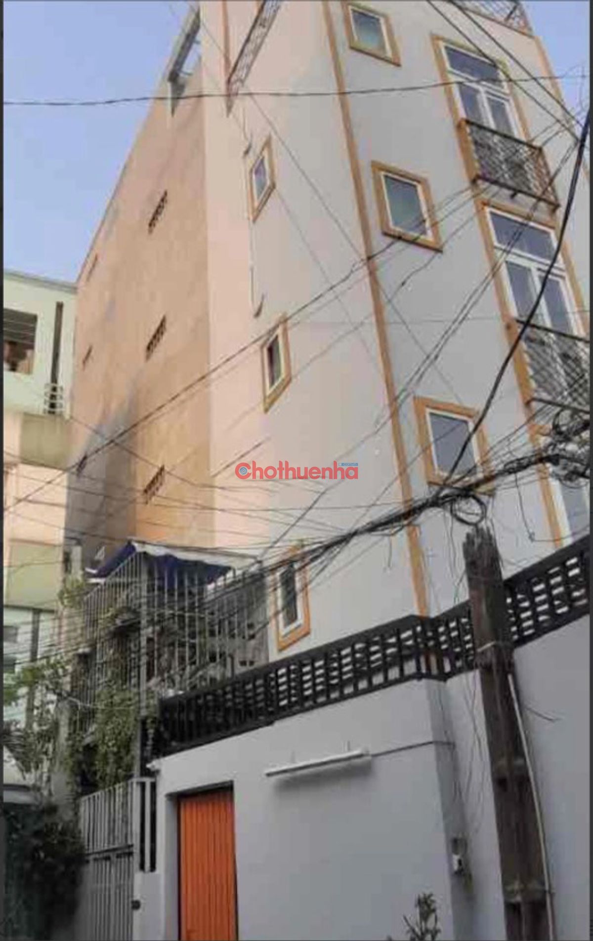 Cho thuê toà CHDV có thang máy 13 phòng Tại Bình Thạnh 