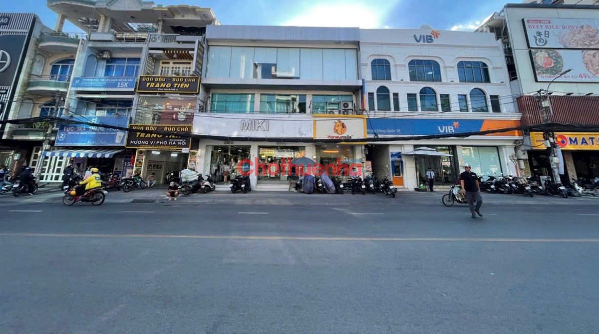 Cho thuê mặt bằng kinh doanh tại 85 Nguyễn Gia Trí, Phường 25, Quận Bình Thạnh, 8x25m
