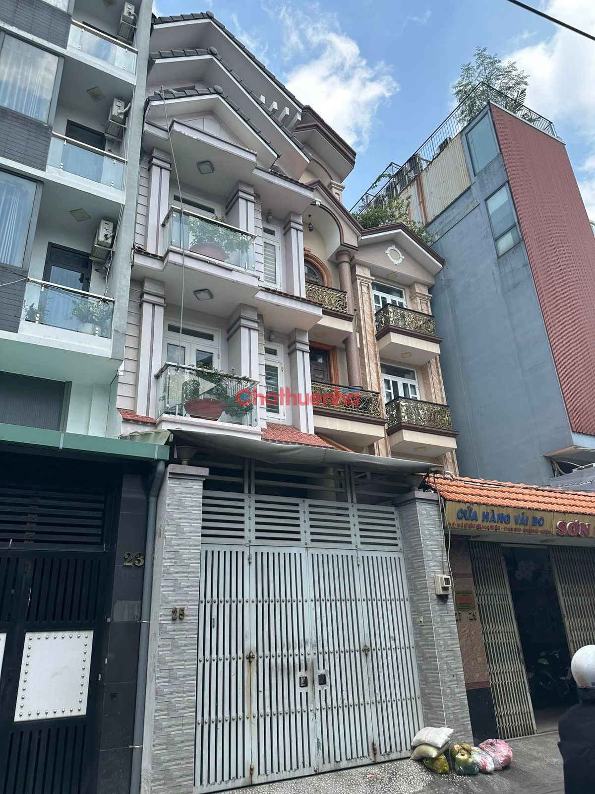 CHO THUÊ NHÀ MẶT TIỀN NI SƯ HUỲNH LIÊN TÂN BÌNH HẺM XE TẢI THÔNG 6 PHÒNG 7WC