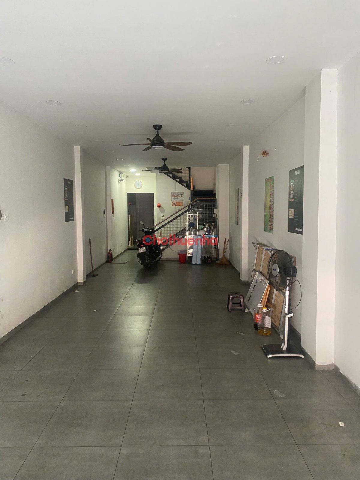 CHO THUÊ NHÀ MẶT TIỀN HOÀNG VĂN THỤ TÂN BÌNH - LỬNG 3 LẦU 