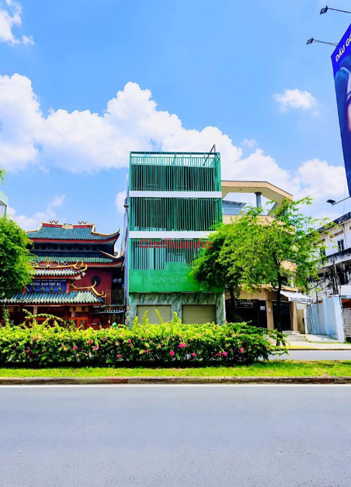 Cho thuê nhà mặt tiền 737 - 739 Hồng Bàng, Phường 6, Quận 6