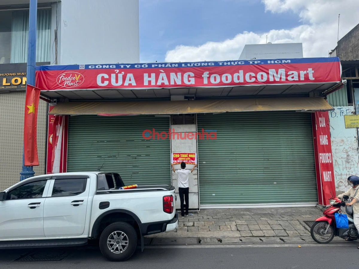 CHO THUÊ NHÀ MẶT TIỀN SỐ 1402 VÕ VĂN KIỆT, QUẬN 6 – 124M²