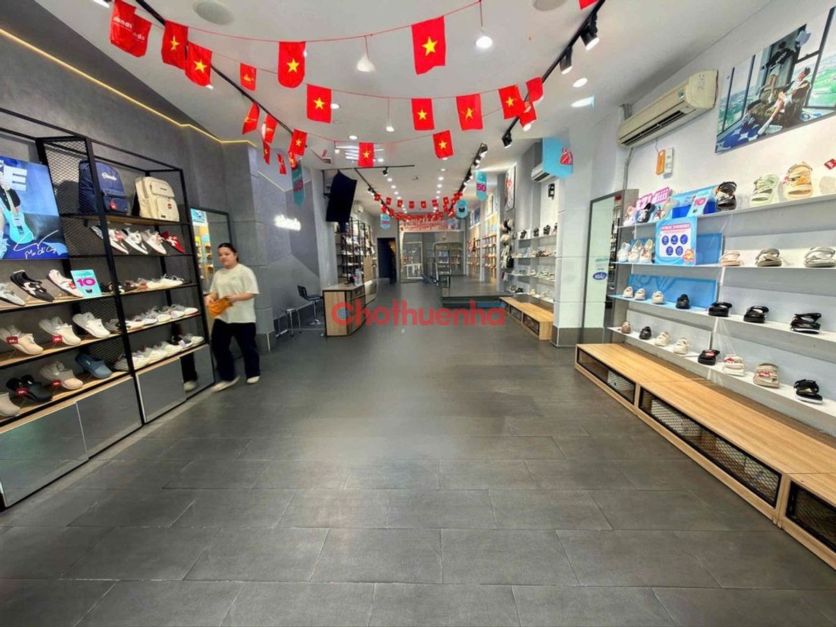CHO THUÊ MẶT BẰNG MẶT TIỀN TRƯỜNG CHINH TÂN BÌNH NGANG 6M DÀI 35M VỊ TRÍ ĐẸP